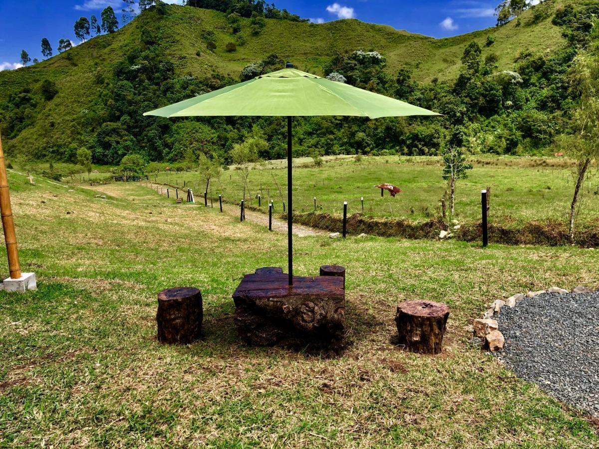 Glamping La Herradura ซานตาโรซา เดกาบัล ภายนอก รูปภาพ